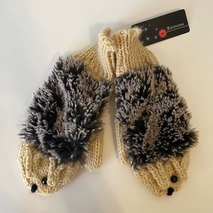 [SOLD] Hedgehog Mittens